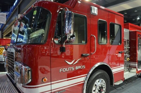 CMP-300 Custom Pumper - Imagen 4